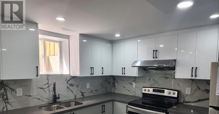 137 Sunforest Drive, Brampton, ON, L6Z 4B2 - 2