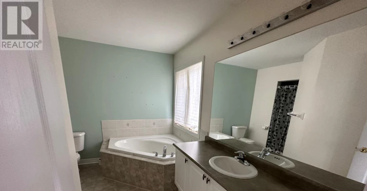 284 Duncan Lane, Milton, ON, L9T 7A8 - 5