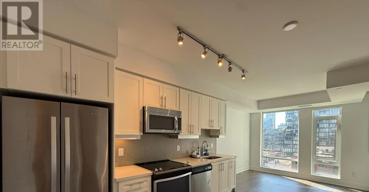 818-525 Adelaide Street W, Toronto, ON, M5V 0N7 - 2
