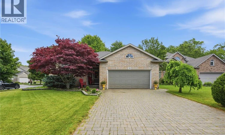 19 Green Pointe Drive