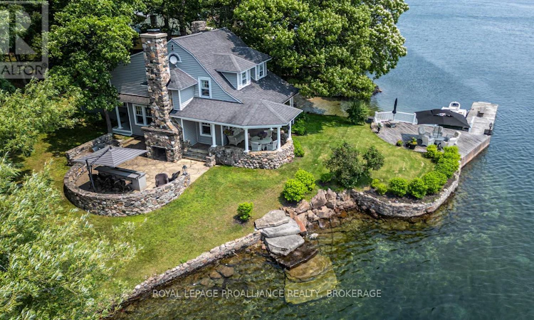 121 Tremont Park Island
