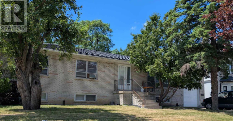MAIN FLOOR-998 Willowdale Avenue, Toronto, ON, M2M 3C7