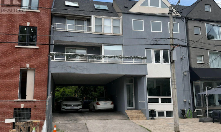 400 Summerhill Avenue