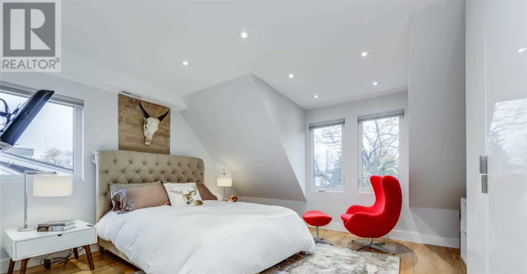 UPPER-185 Strathmore Boulevard, Toronto, ON, M4J 1P4 - 12