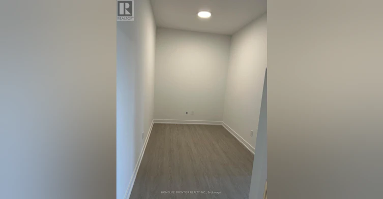 315-8188 Yonge Street, Vaughan, ON, L4J 1W5 - 7