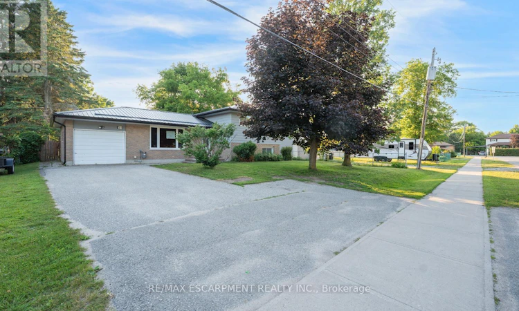 51 River Drive