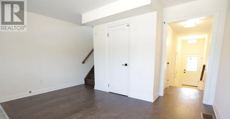 4245 Major Mackenzie Drive E, Markham, ON, L6C 3L5 - 5
