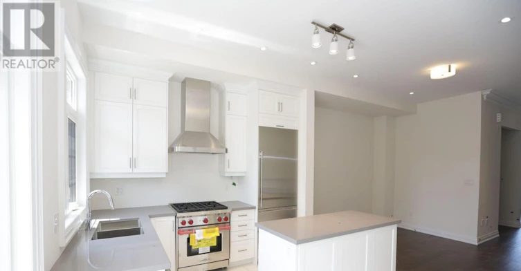 4245 Major Mackenzie Drive E, Markham, ON, L6C 3L5 - 6