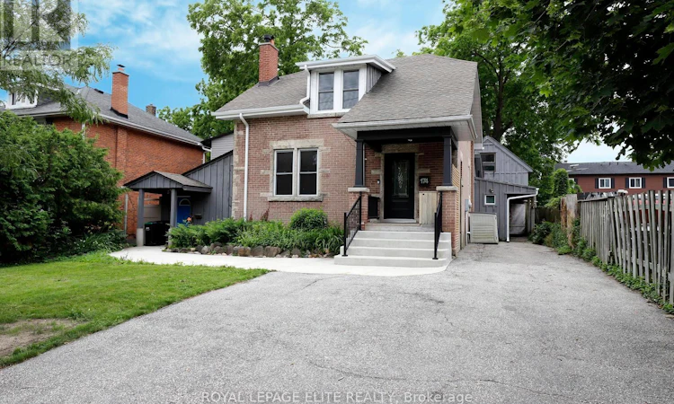 174 Owen Street