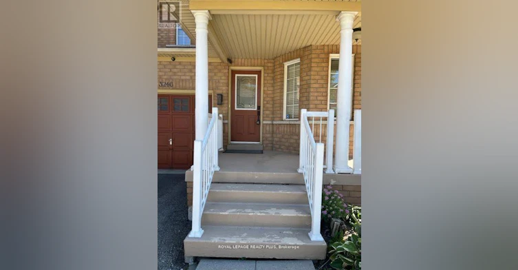 3246 Ridgeleigh Heights, Mississauga, ON, L5M 6S6 - 3