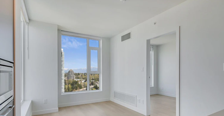 2404-13725 George Junction, Surrey, BC, V3T 4Y3 - 4