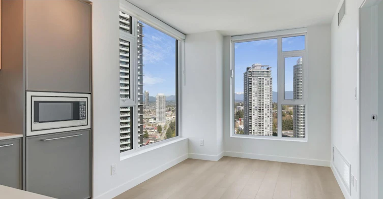 2404-13725 George Junction, Surrey, BC, V3T 4Y3 - 3