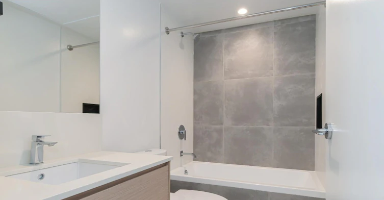 2404-13725 George Junction, Surrey, BC, V3T 4Y3 - 15