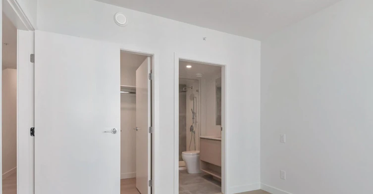 2404-13725 George Junction, Surrey, BC, V3T 4Y3 - 11
