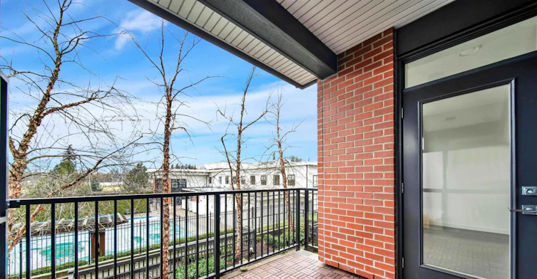 211-15168 33 Avenue, Surrey, BC, V3Z 0N7 - 15