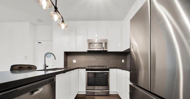 211-15168 33 Avenue, Surrey, BC, V3Z 0N7 - 8
