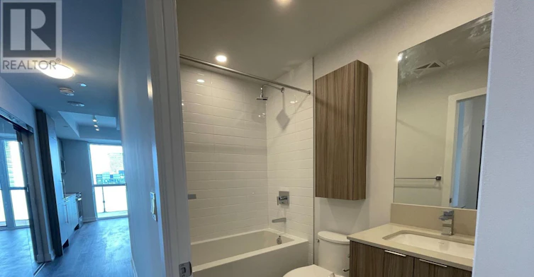 4504-430 Square One Drive, Mississauga, ON, L5B 0L6 - 3
