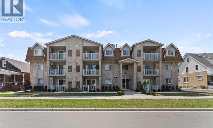 205-1323 Langlois