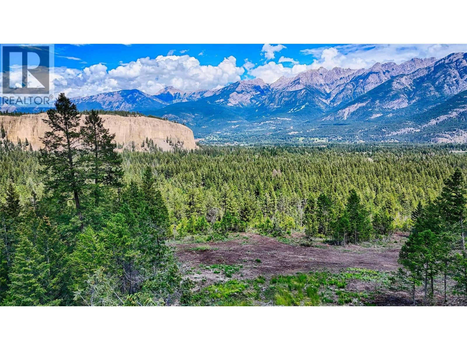 5571 93/95 Highway, Fairmont Hot Springs, BC, V0B 1L2