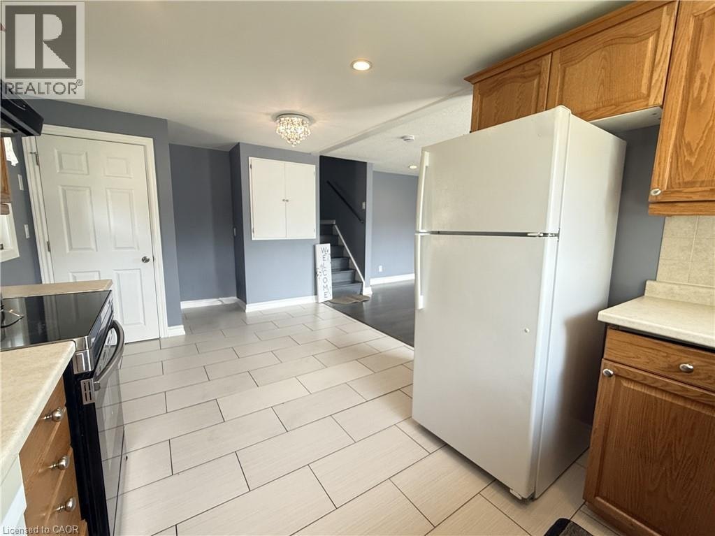 Upper-66 Belwood Crescent, Kitchener, ON, N2C 1Z3 - 4