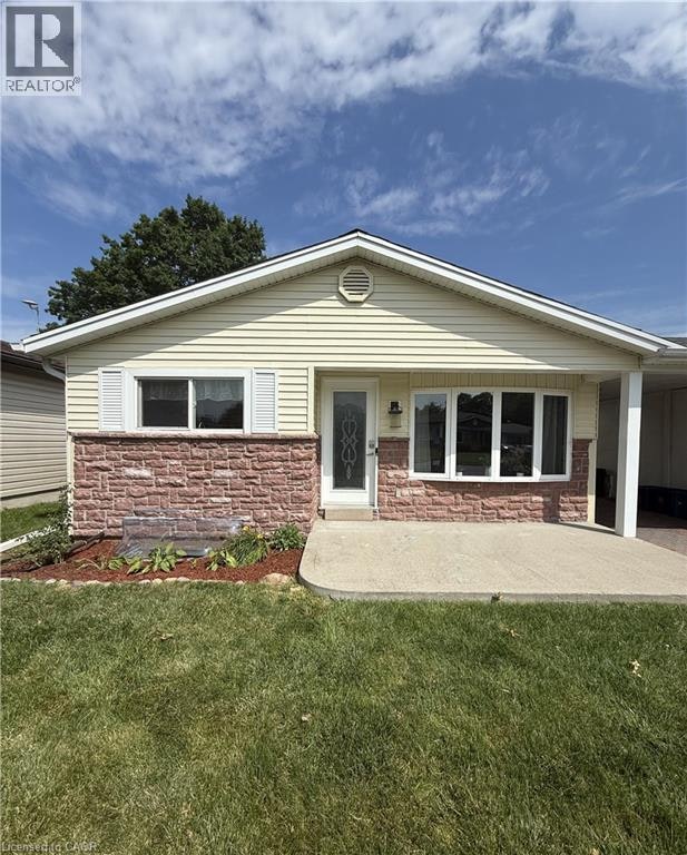 Upper-66 Belwood Crescent, Kitchener, ON, N2C 1Z3 - 2