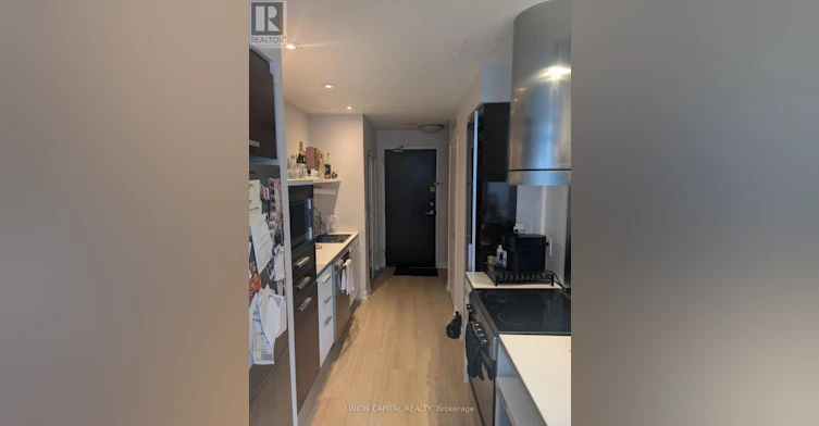 302-38 Dan Leckie Way, Toronto, ON, M5V 2V6 - 4