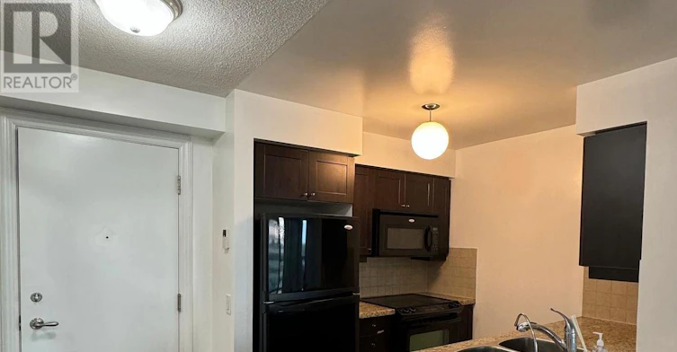 721-25 Greenview Avenue, Toronto, ON, M2M 1R2 - 3