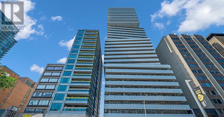 904-200 Bloor Street W, Toronto, ON, M5S 0B1