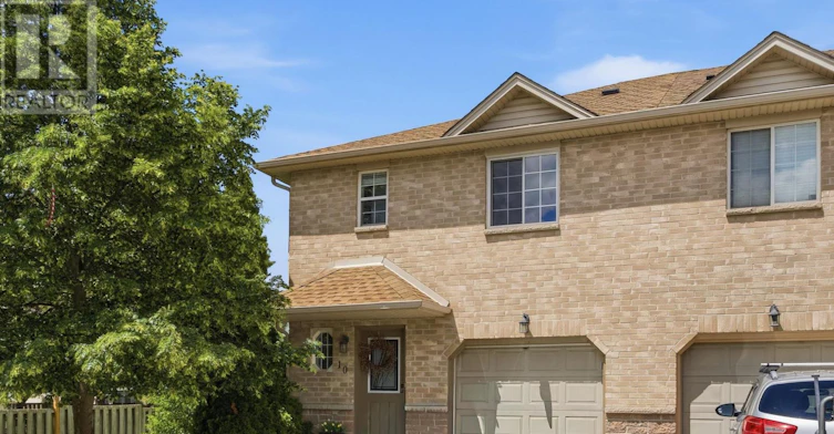 10-39 Pinewoods Drive, Hamilton, ON, L8J 3Z4 - 2