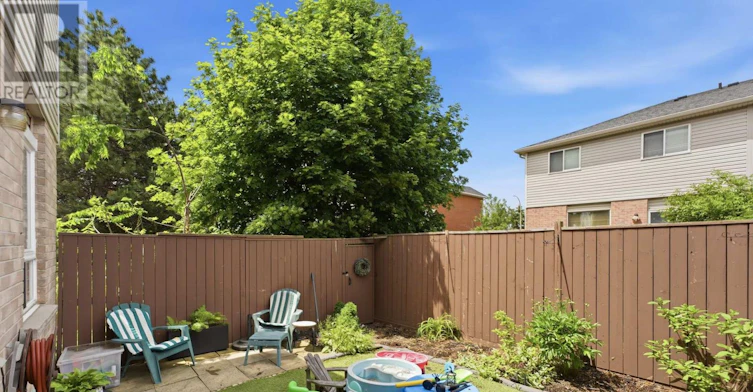 10-39 Pinewoods Drive, Hamilton, ON, L8J 3Z4 - 25
