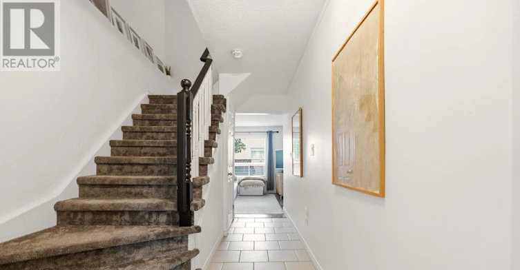 10-39 Pinewoods Drive, Hamilton, ON, L8J 3Z4 - 4