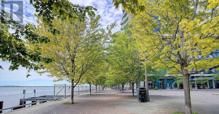 PH01-1 Edgewater Drive, Toronto, ON, M5A 1B9 - 49