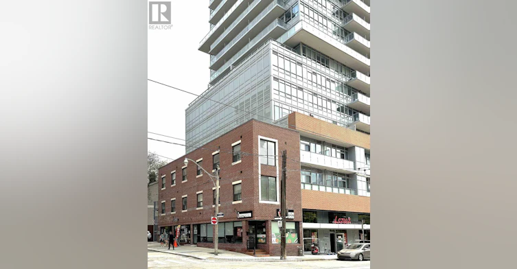 202-377 Church Street, Toronto, ON, M5B 1Z9