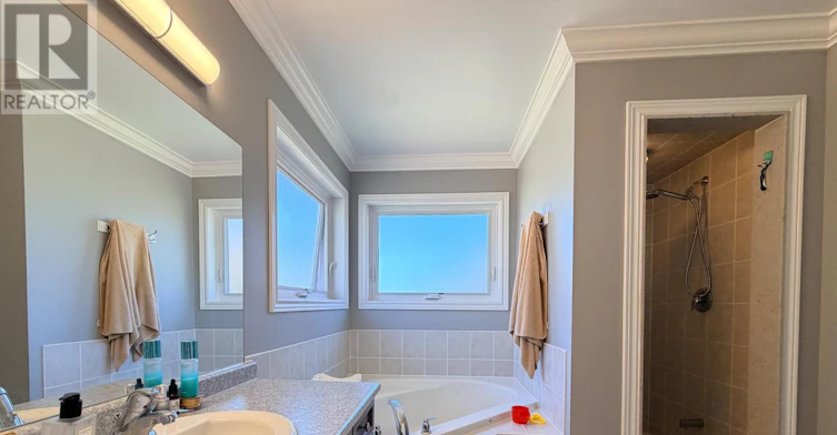 130 Laurendale Avenue, Georgina, ON, L4P 0C4 - 11