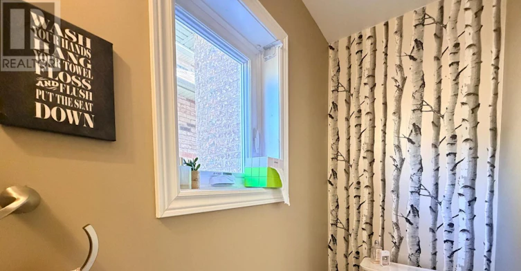 130 Laurendale Avenue, Georgina, ON, L4P 0C4 - 9