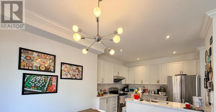130 Laurendale Avenue, Georgina, ON, L4P 0C4 - 7