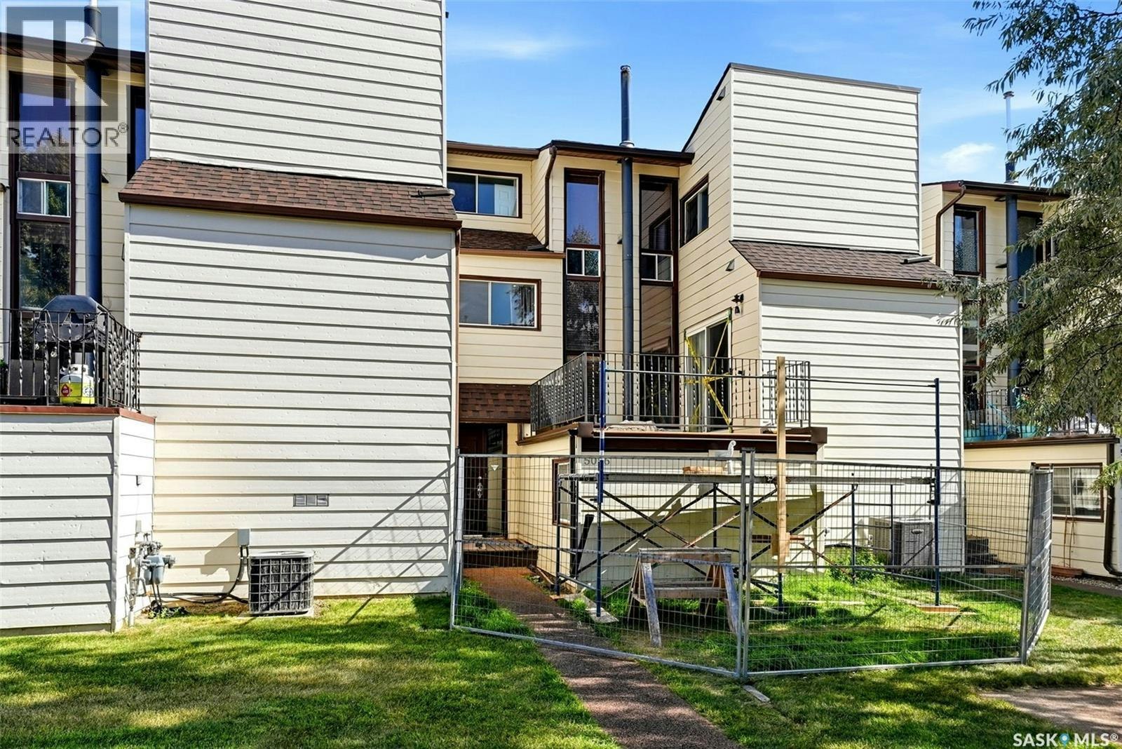 5056 10th Avenue, Regina, SK, S4T 7P4