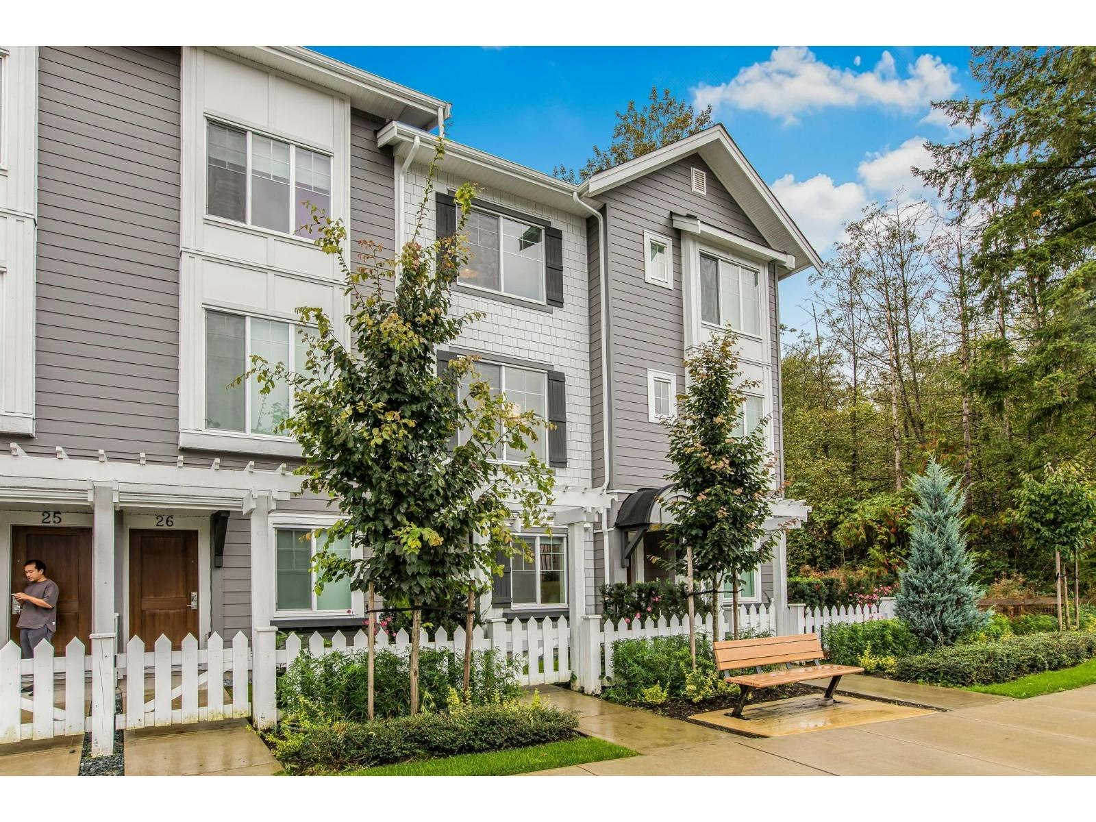 27-7919 204b Street, Langley, BC, V2Y 3T7