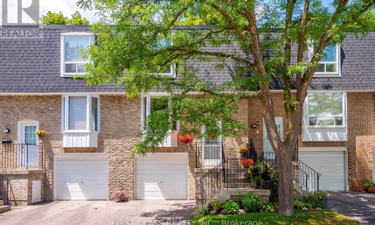 202 Royal Orchard Boulevard