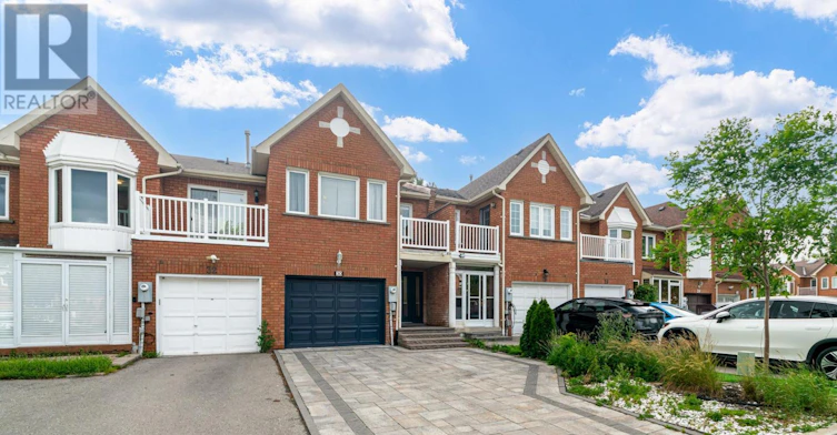 30 Queensmill Court, Richmond Hill, ON, L4B 1N2 - 2