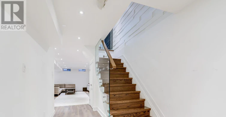 30 Queensmill Court, Richmond Hill, ON, L4B 1N2 - 37