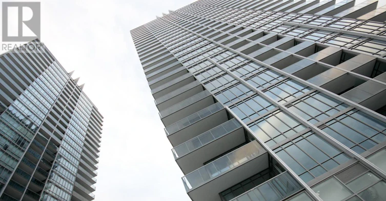 702-90 Park Lawn Road, Toronto, ON, M8Y 0B6