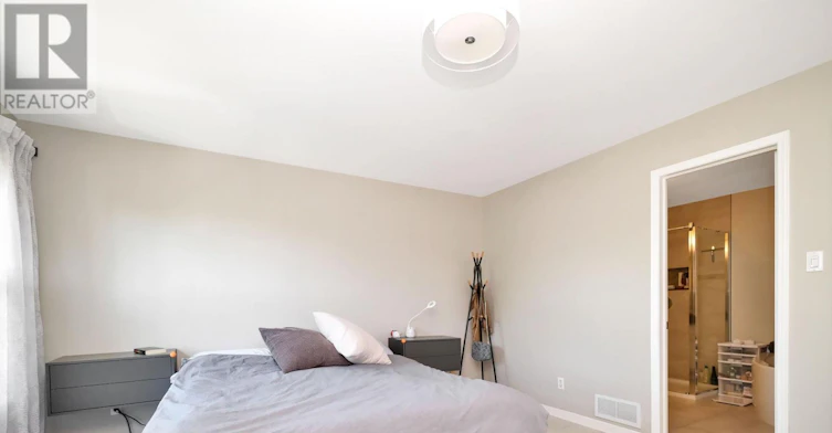 53 Thornbury Crescent, Ottawa, ON, K2G 6C5 - 20