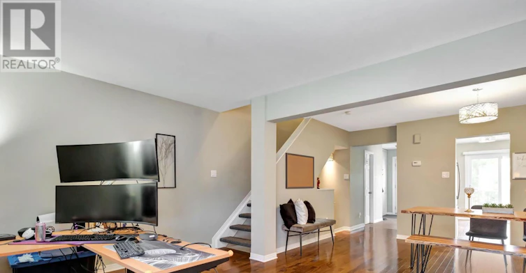 53 Thornbury Crescent, Ottawa, ON, K2G 6C5 - 7
