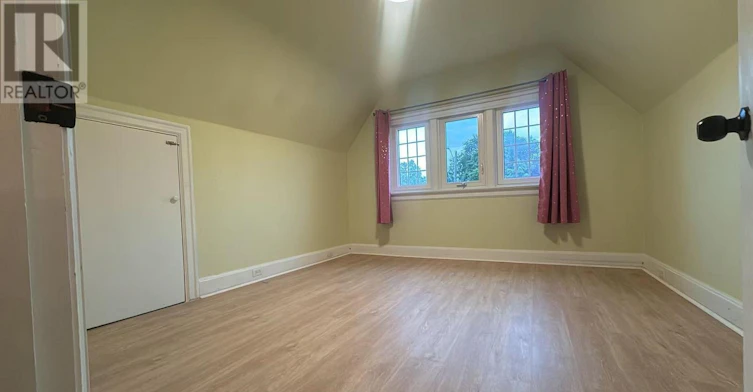 56 South Drive, St. Catharines, ON, L2R 4V2 - 17