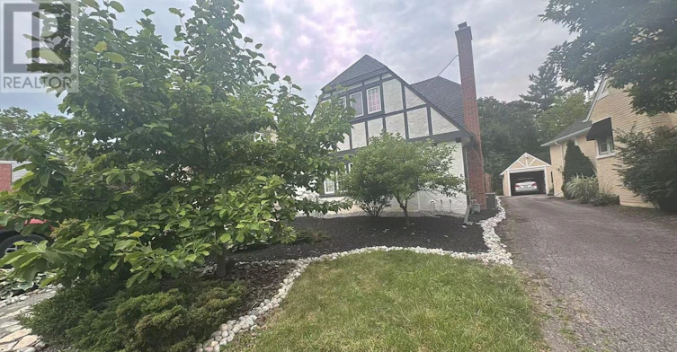 56 South Drive, St. Catharines, ON, L2R 4V2 - 3