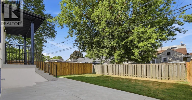 LOWER-2490 George Avenue, Windsor, ON, N8W 4M5 - 13