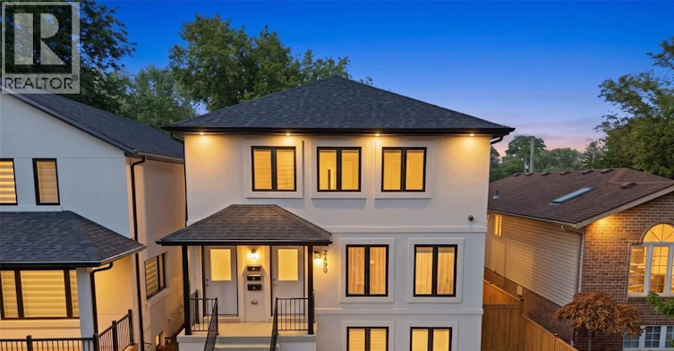 LOWER-2490 George Avenue, Windsor, ON, N8W 4M5