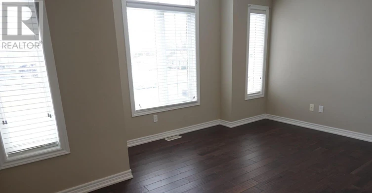 36 Vipond Road, Whitby, ON, L1M 2P2 - 15