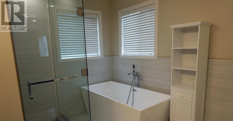 36 Vipond Road, Whitby, ON, L1M 2P2 - 12